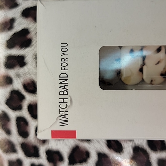 Fitbit charge 4 stretchy watchband - Picture 2 of 3